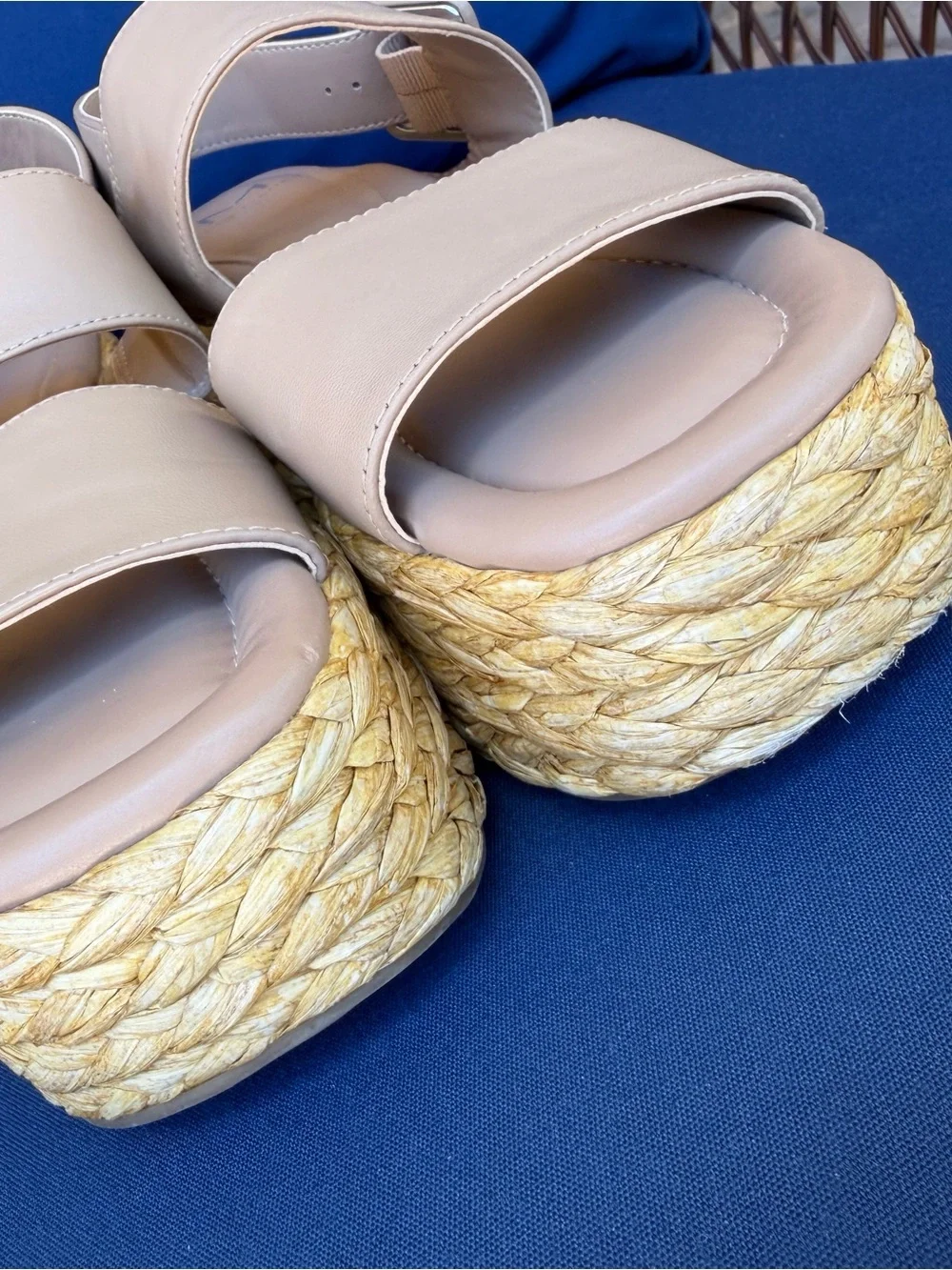 Marc Fisher LTD Raffia Platform Sandals 5.5M Tan Ankle Strap Resort Summer Shoe